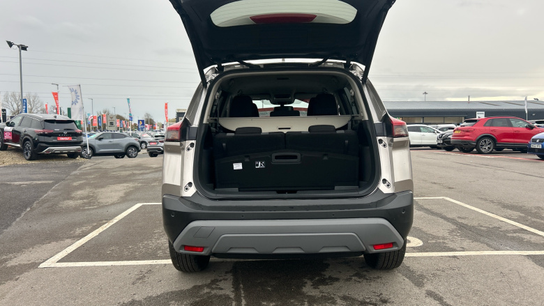 Nissan X-Trail 1.5 MHEV 163 N-Connecta 5dr [7 Seat] Xtronic Petrol Station Wagon